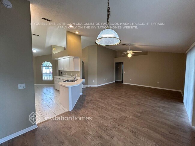 Foto del edificio - 7902 Kaitlin Cir