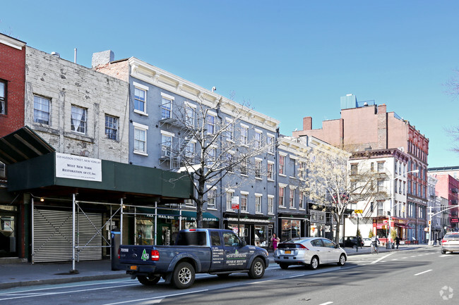 Building Photo - 561-567 Hudson St