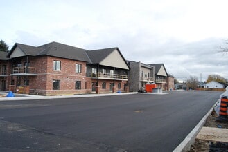 Building Photo - Forest Trail Suites