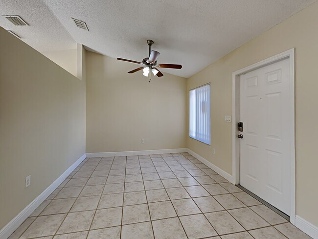 Building Photo - 14280 SW 177th Ter