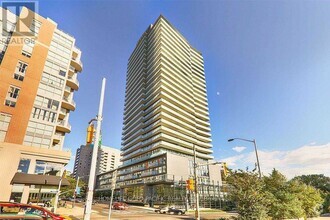 Building Photo - 1815-1815 Yonge St