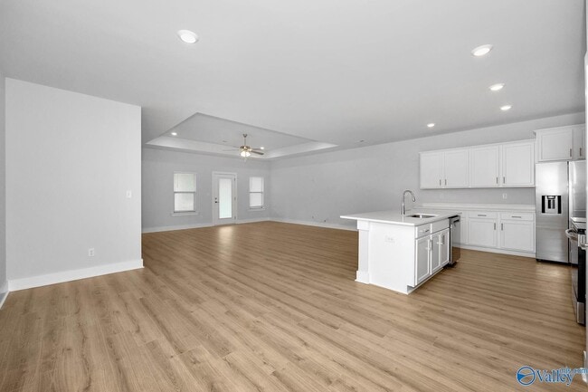 Building Photo - 144 Clift Farm Dr