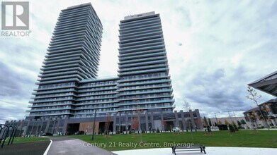 Building Photo - 15 Skyridge Dr