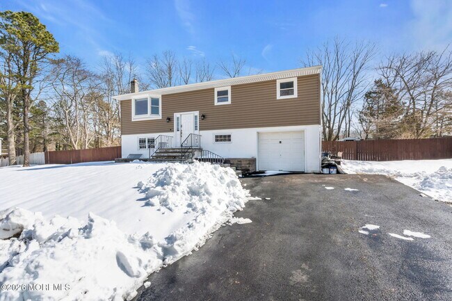 Foto del edificio - 117 Manhattan St