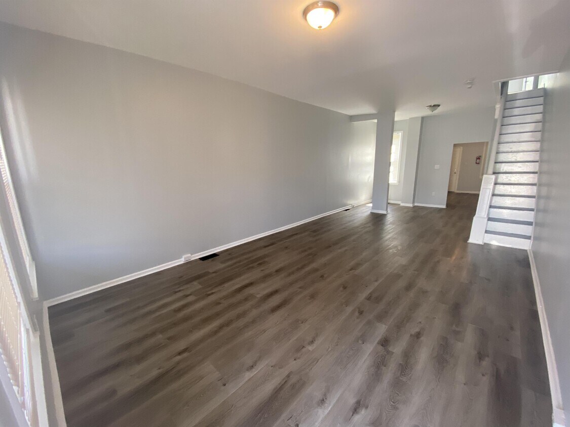 Foto principal - 1378 Whitman Ave