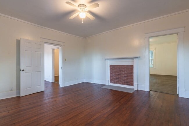 Building Photo - 1809 Cairo Bend Rd