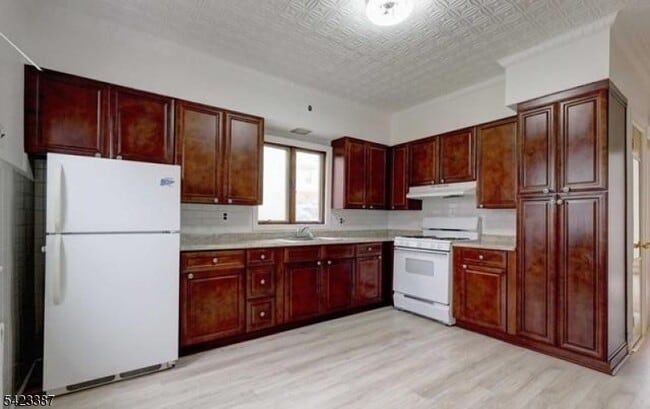 Photo - 58 Westervelt Ave Apartment