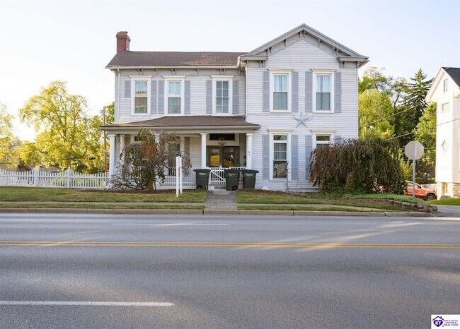 Foto del edificio - 208 N Mulberry St