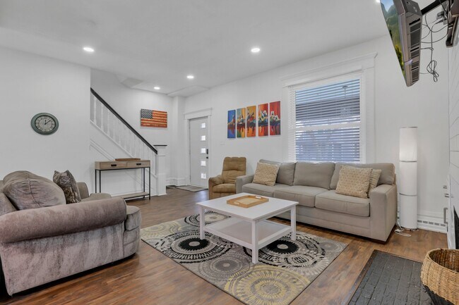 Foto del edificio - 873 Ellsworth Ave