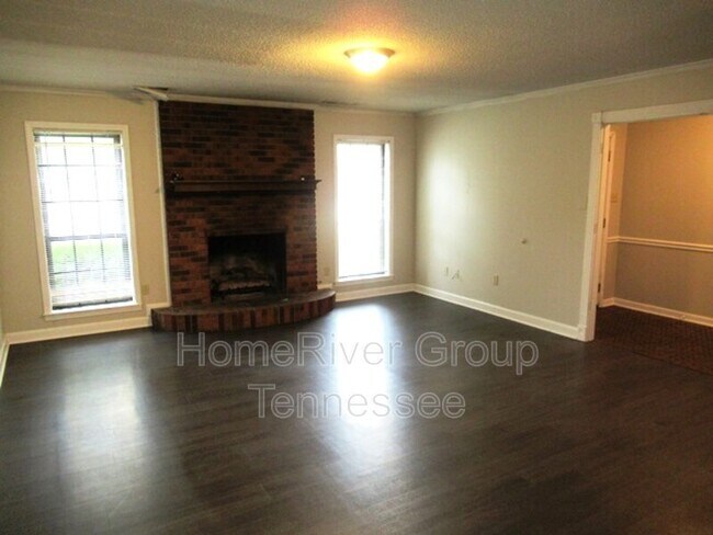 Building Photo - 3255 Covington Pike
