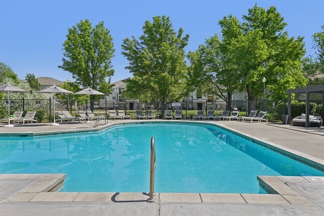 Building Photo - Maison's Landing Apartments