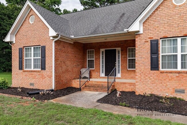 Foto del edificio - 411 Timber Creek Dr