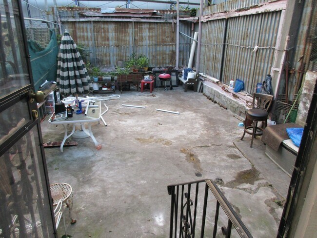 Foto del edificio - 523 Herkimer St