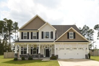 Building Photo - 114 Quail Hollow Dr