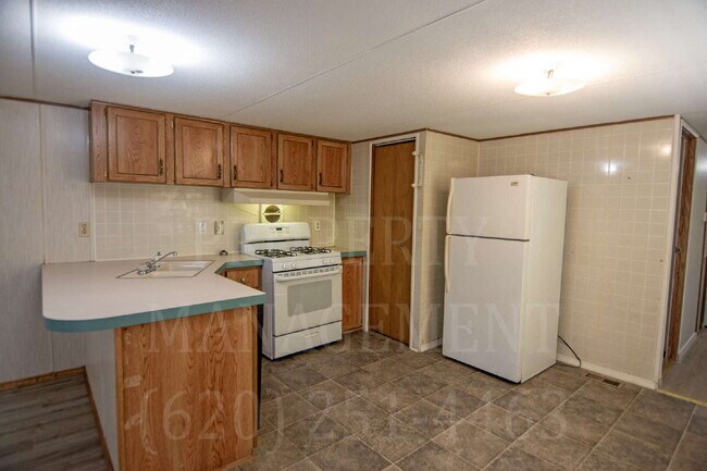 Foto del edificio - 3 Bedroom, 1 Bath