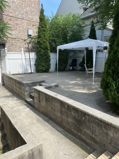 Foto del edificio - 4716 Snyder Ave