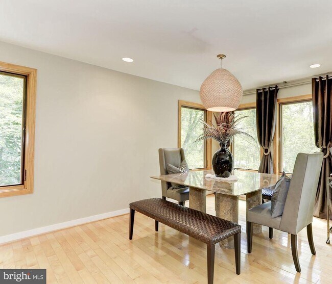 Foto del edificio - 13820 Piscataway Dr