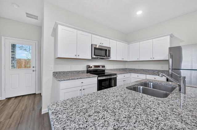 Foto del edificio - 2128 Mdw Pk Dr