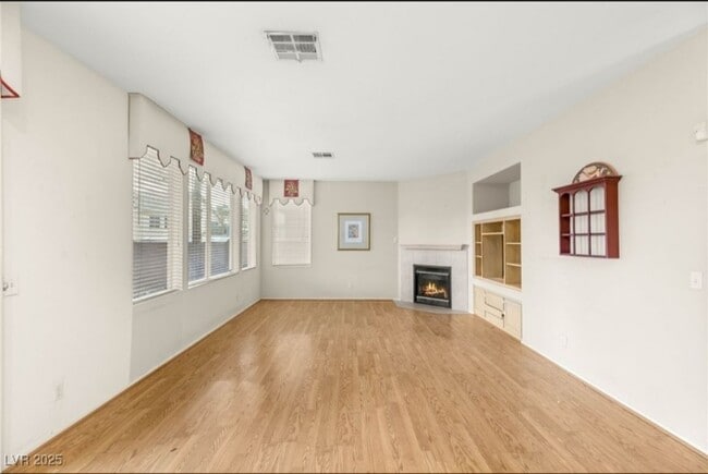 Building Photo - 4536 Grandspur St