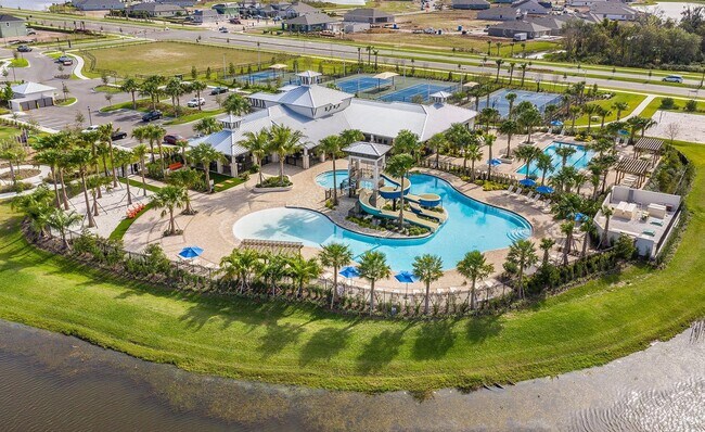 Building Photo - Beautiful home located in desirable Waters...