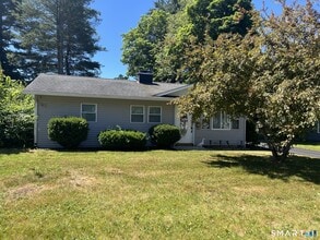 Building Photo - 31 Hardwood Rd