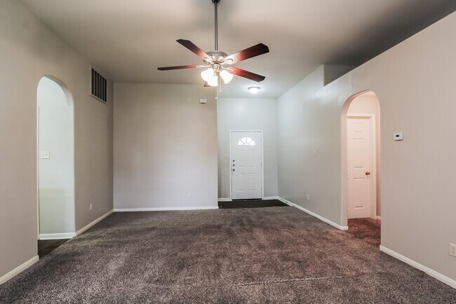 Building Photo - 5311 Lost Cove Ln