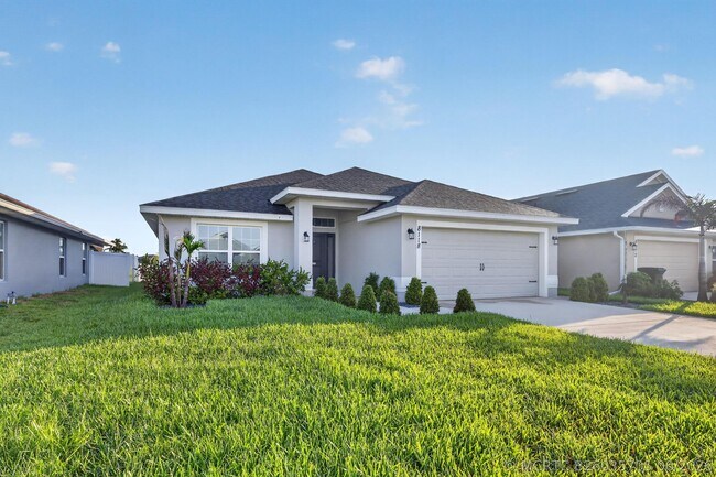 Building Photo - 8118 Merano Ave