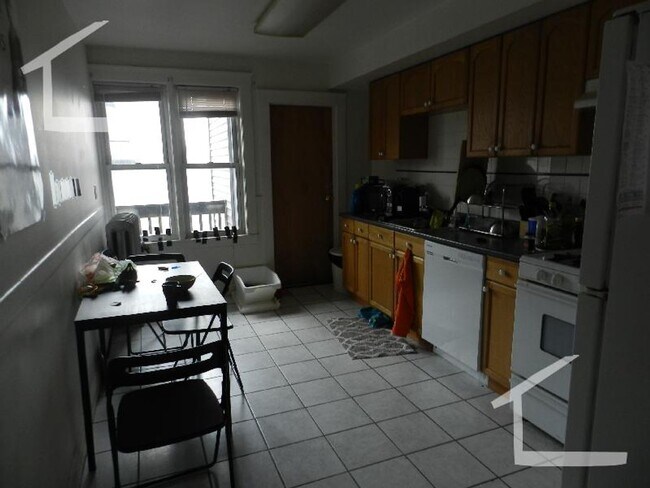 Foto del edificio - Great deal in Brighton - 3 Bedrooms, 1 Bat...