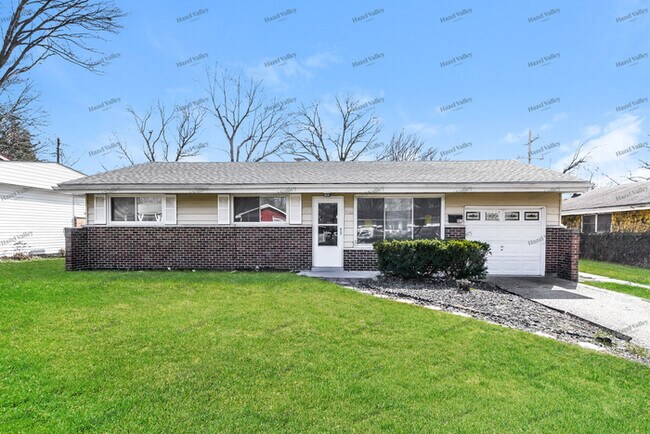 Building Photo - 9922 Duke Dr