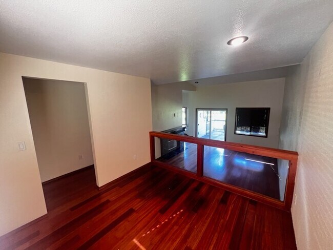 Foto del edificio - Condo with a golf course view