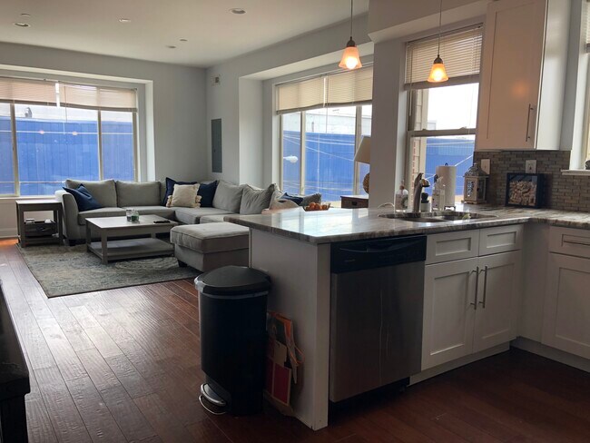 Foto del edificio - 1024 S 19th St