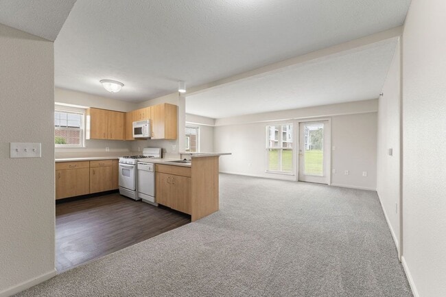 Building Photo - Fieldstream Apartment Homes