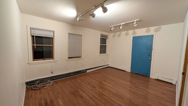 Building Photo - 64 Fisher Ave
