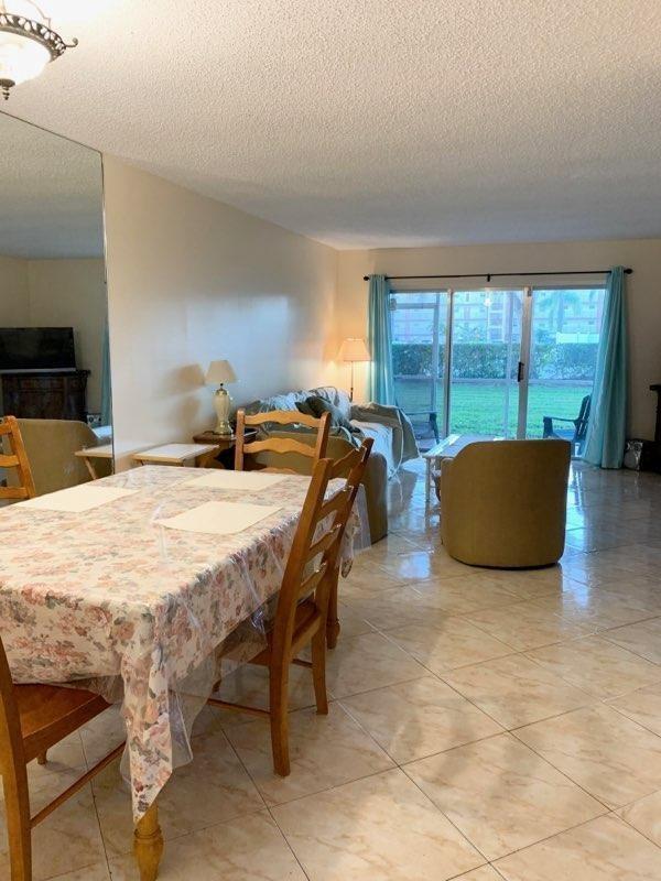 Foto principal - 709 Lori Dr