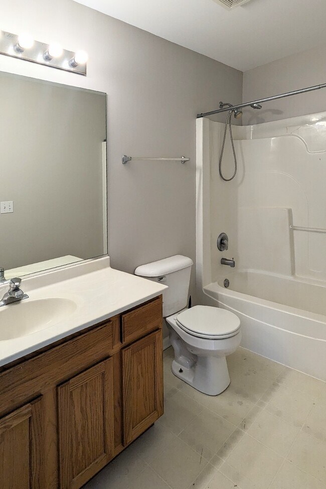 Foto del edificio - 2310 Shiloh Dr