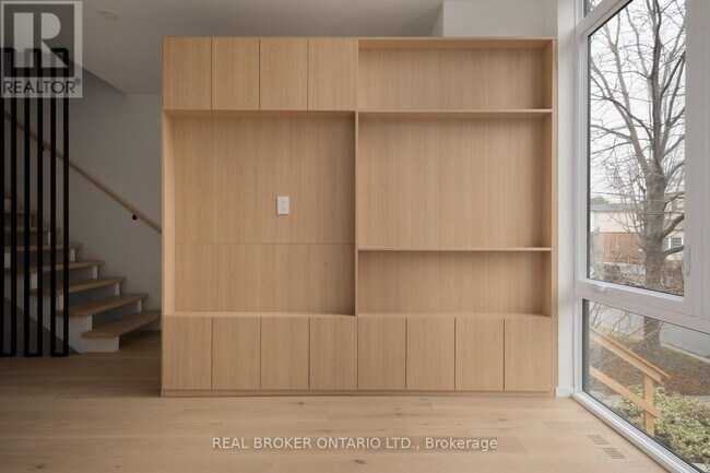 Building Photo - 36 Arundel Ave