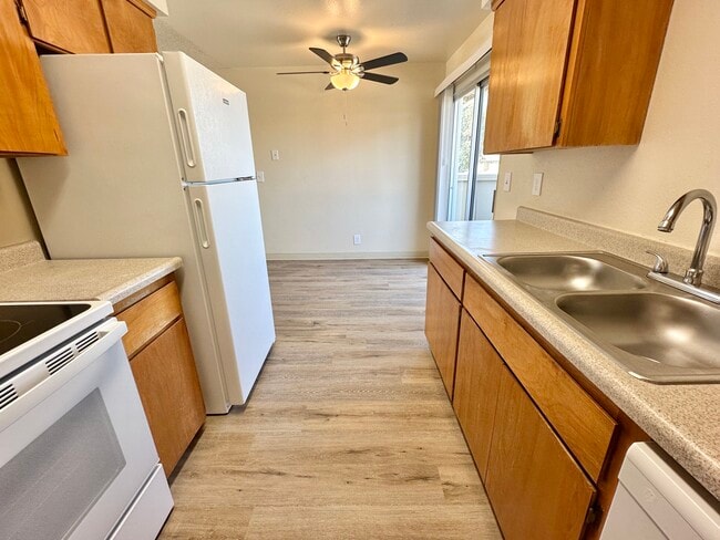 Building Photo - Cedar Apartments