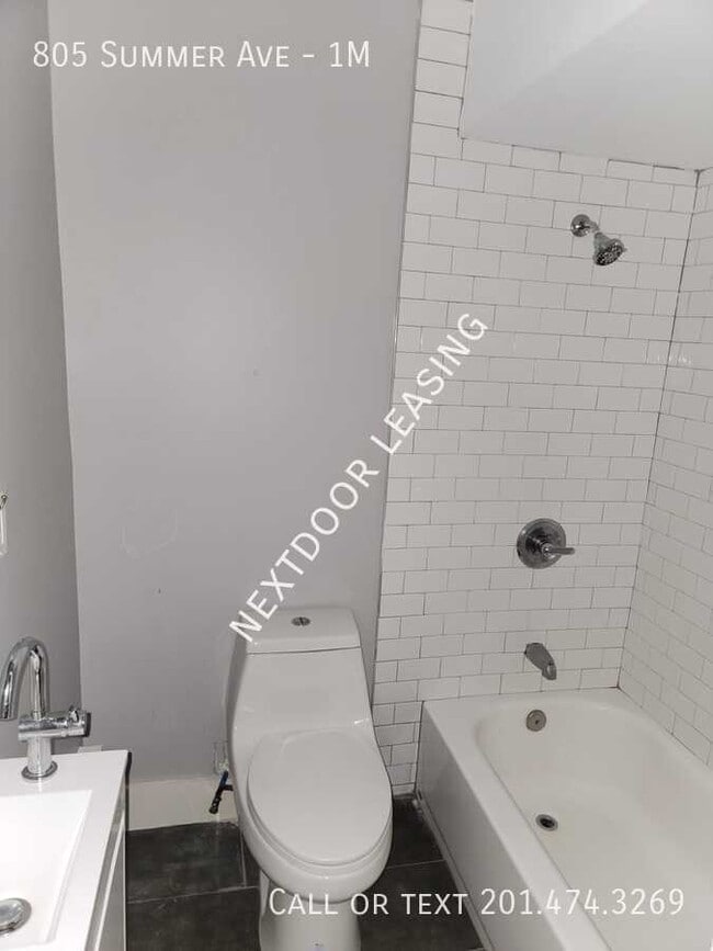 Foto del edificio - 805 Summer Ave