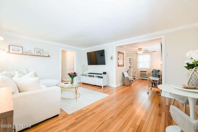 Foto del edificio - 165 Manor Dr