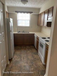 Building Photo - 1 br, 1 bath House - 3107 Marble Hill Blvd.