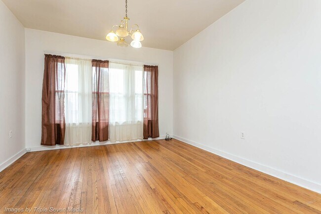 Building Photo - 4015 W Lexington St