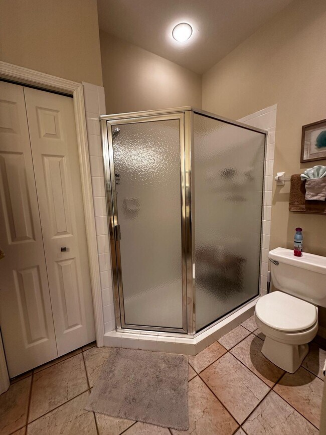 Foto del edificio - 16450 Millstone Cir