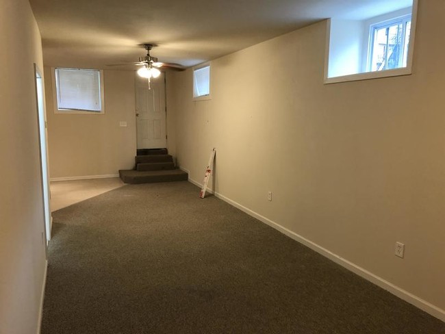 Building Photo - 3401 Woodbrook Ave