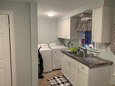 Foto del edificio - 83 E Main St