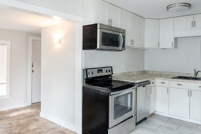 Foto del edificio - 412 Hayden Rd