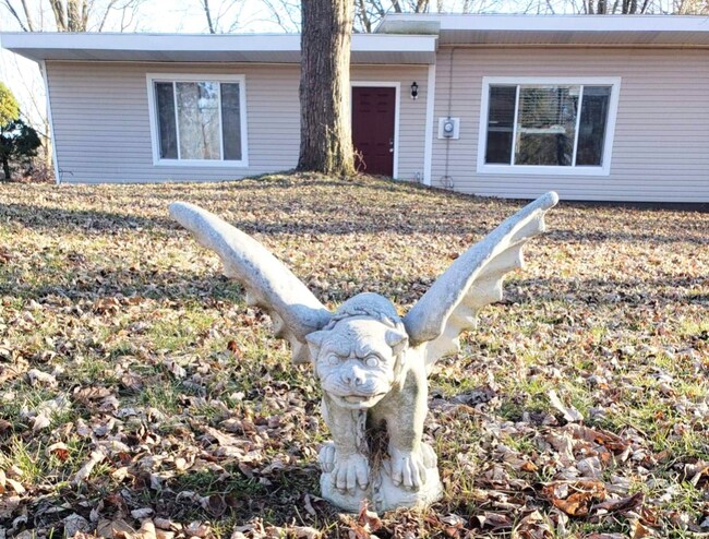 Foto del edificio - 671 W Clark Rd