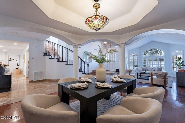 Foto del edificio - 12863 E Becker Ln