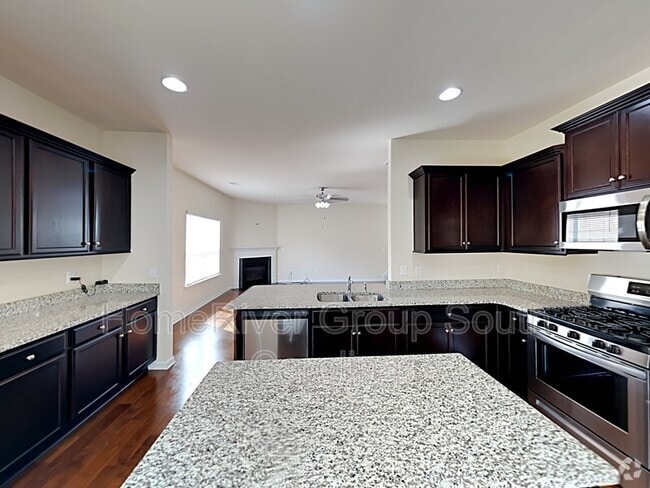 Building Photo - 141 Crimson Queen Dr
