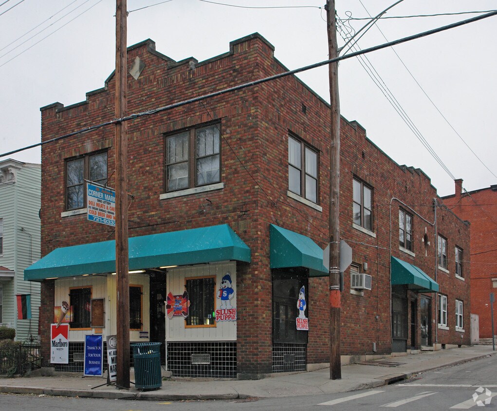 Building Photo - 1735 Highland Ave