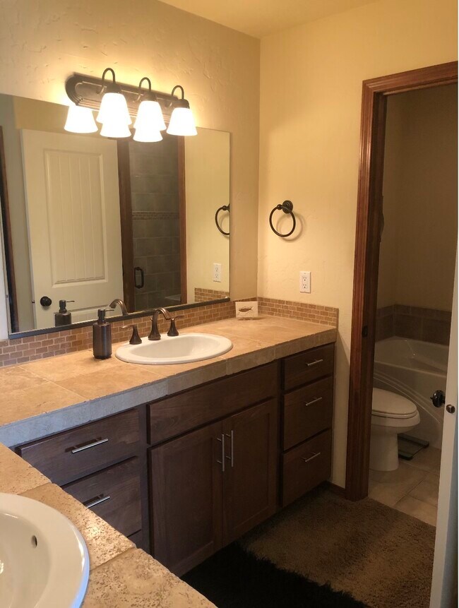 755 Icefall Dr Unit 202, Hayden, ID 83835 Condo for Rent in Hayden